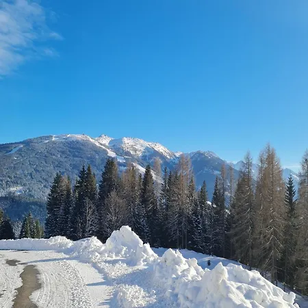 Flat In Near Slopes, Cleaning Included