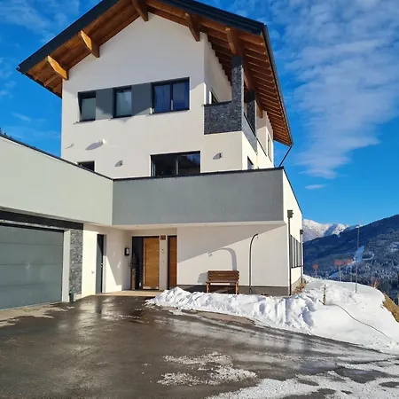 Flat In Near Slopes, Cleaning Included * Wagrain