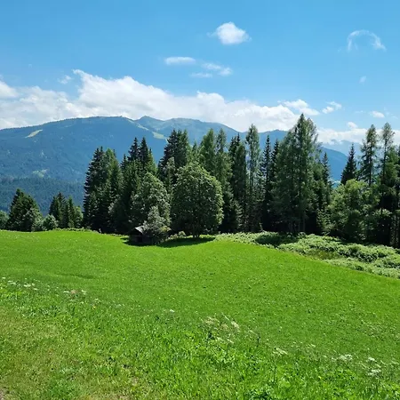 Flat In Near Slopes, Cleaning Included * Wagrain