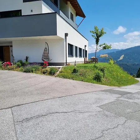 Flat In Near Slopes, Cleaning Included